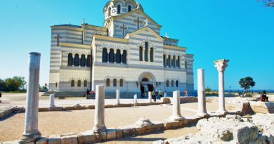 Экскурсия из Алушты: Вечерний Новый Херсонес с подсветкой фото 5984